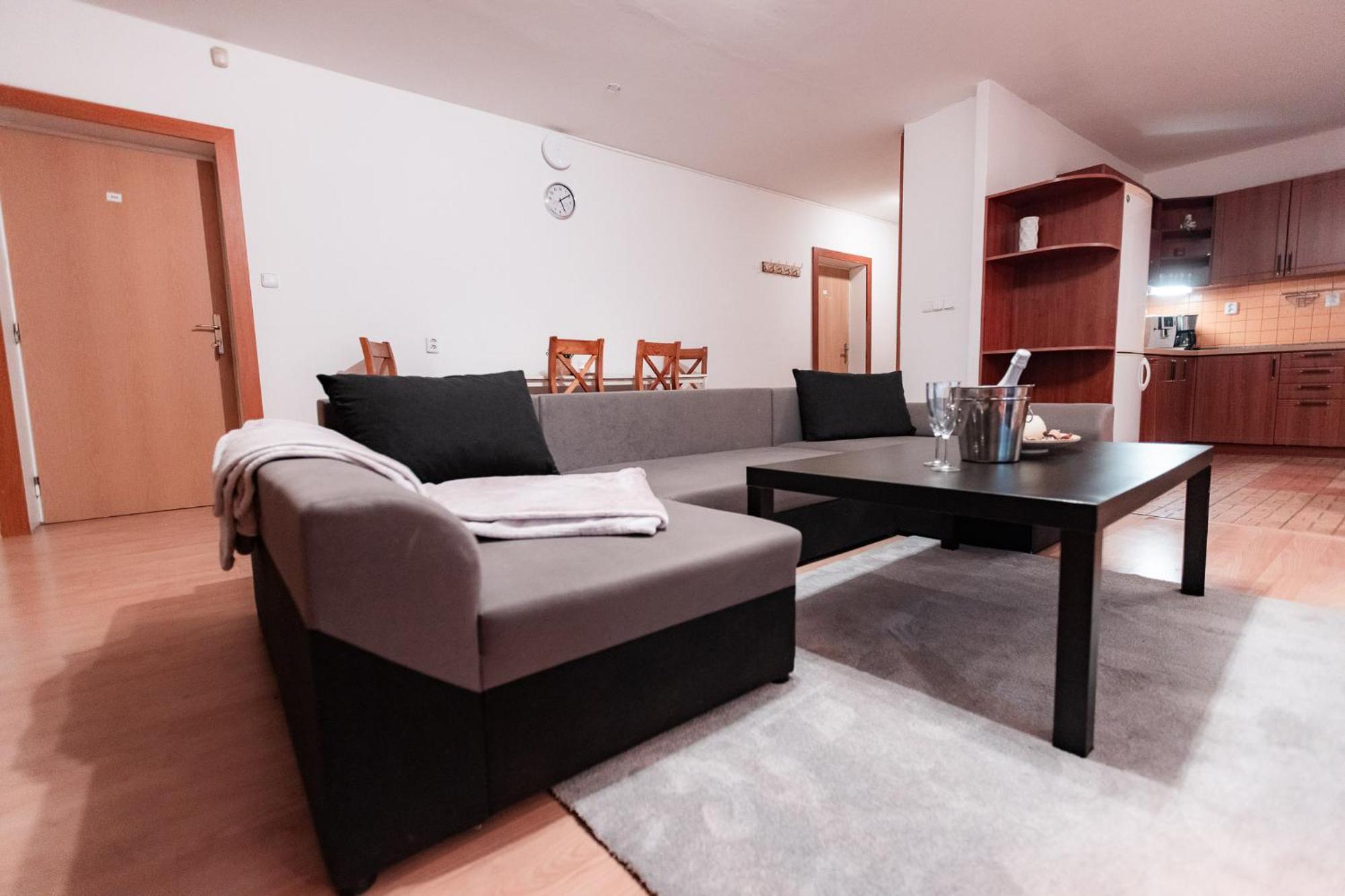 Hotel Rozkos Česká Skalice المظهر الخارجي الصورة